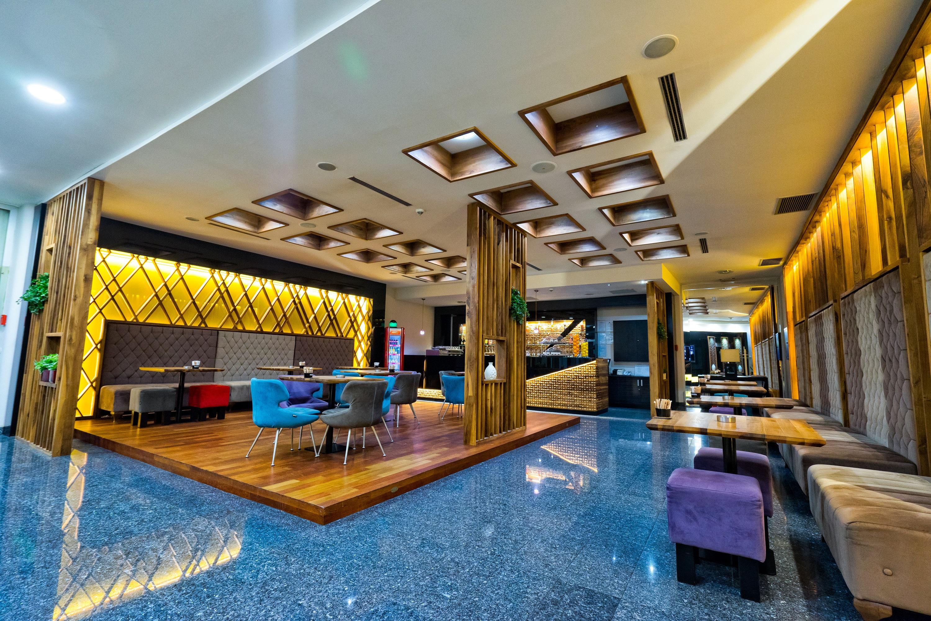 Radon Plaza 4*
